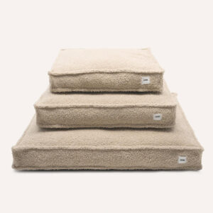beige hondenmand schapenvacht cafide